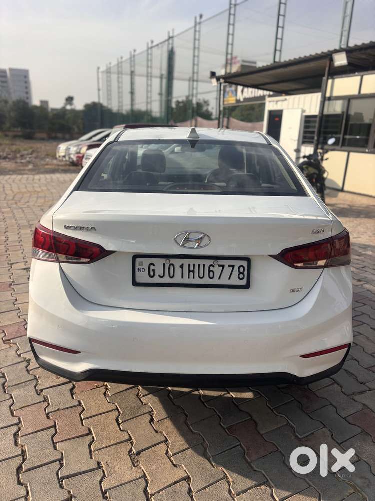 Hyundai Verna 1.5 Crdi Vgt Sx At, 2017, Diesel