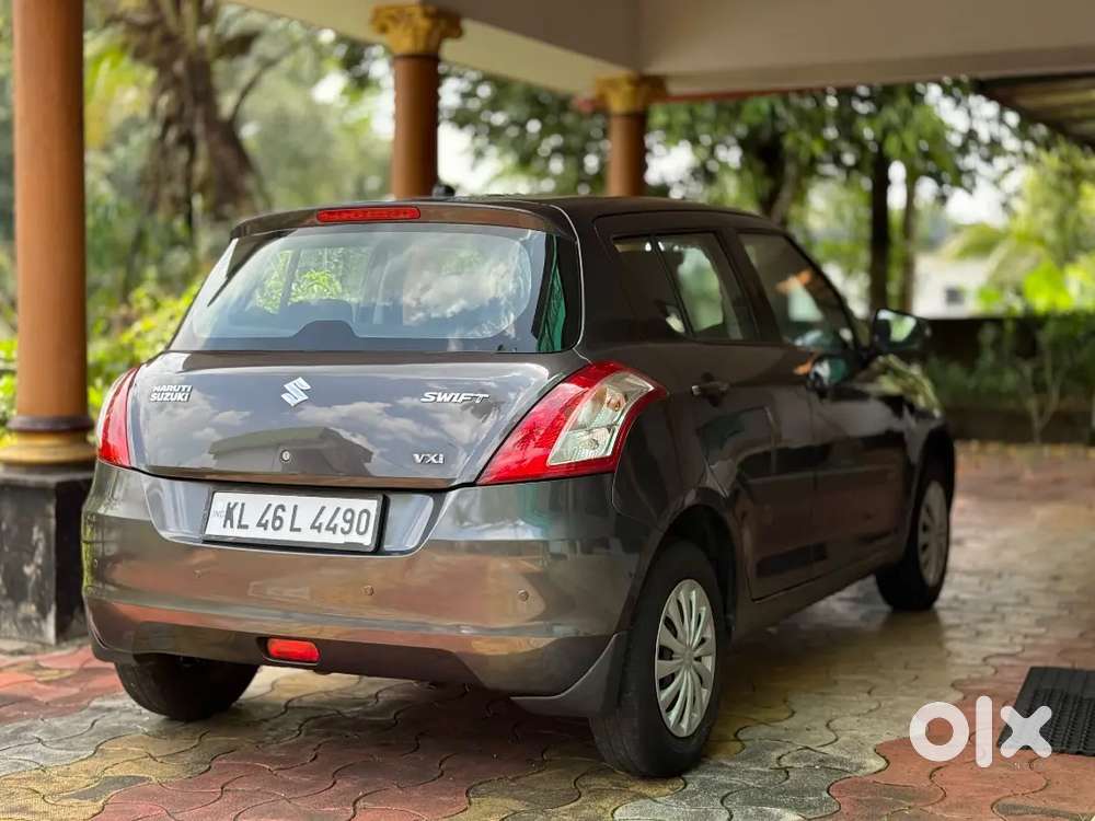 2015 Swift Vxi 60000km