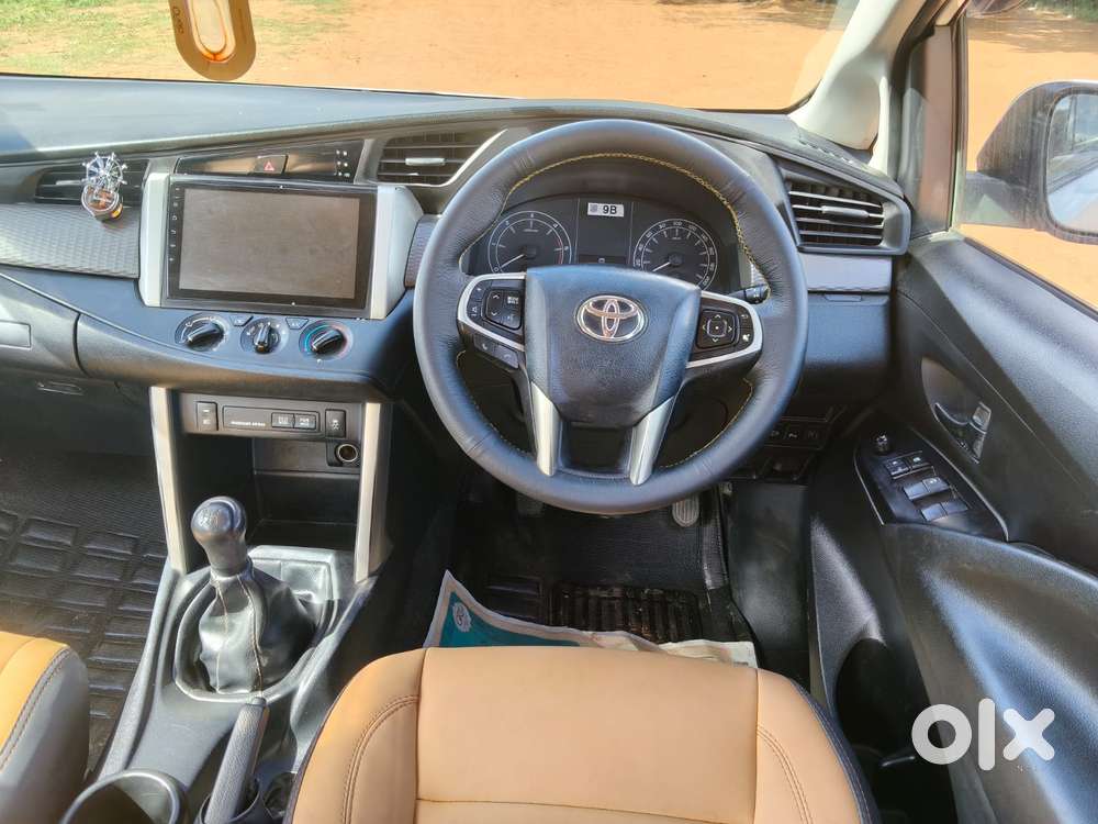 Toyota Innova Crysta 2.4 G Mt, 2022, Diesel