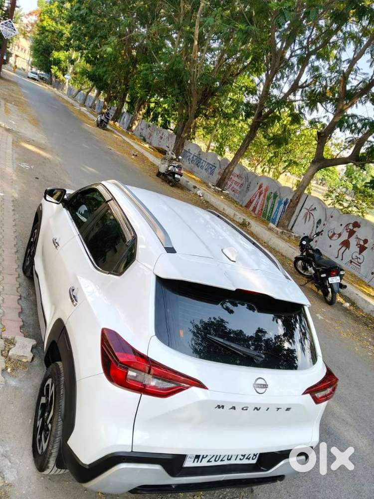 Nissan Magnite 1.0 Xv, 2024, Petrol