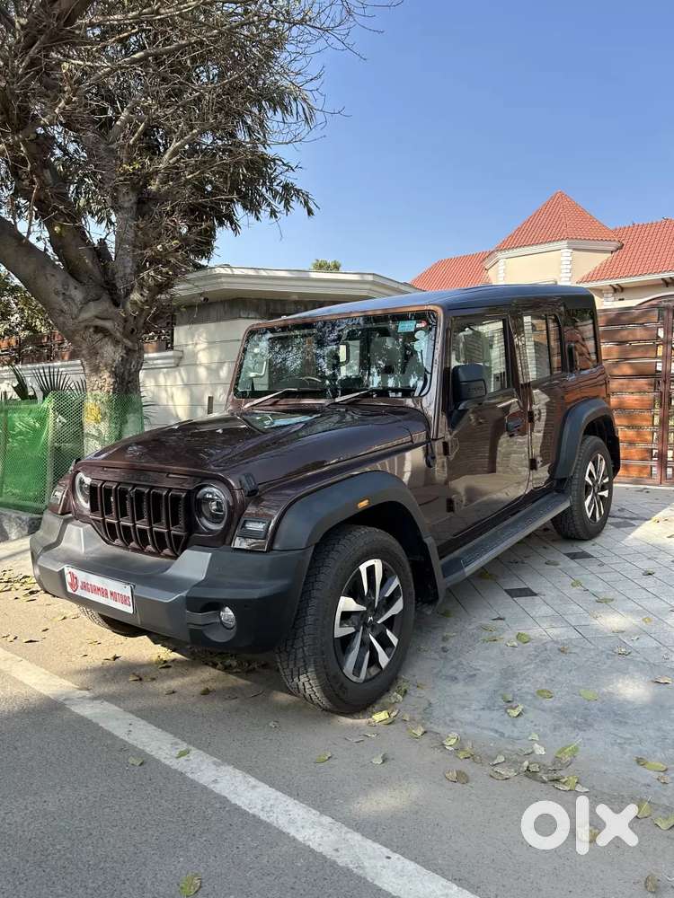 Mahindra Thar Roxx, 2025, Petrol
