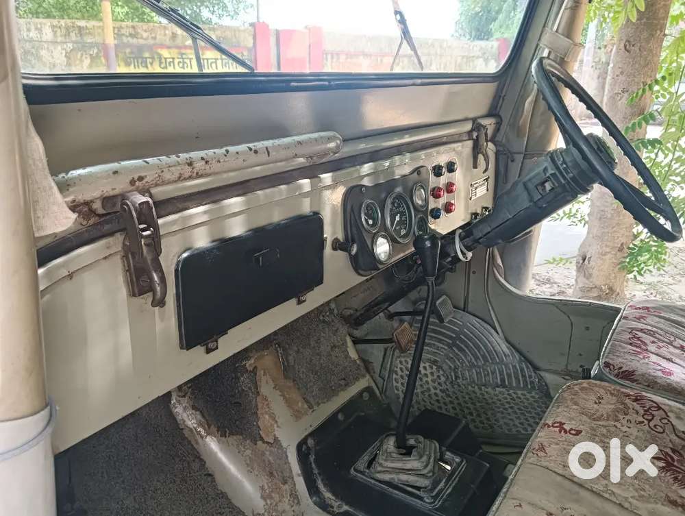 Mahindra Jeep