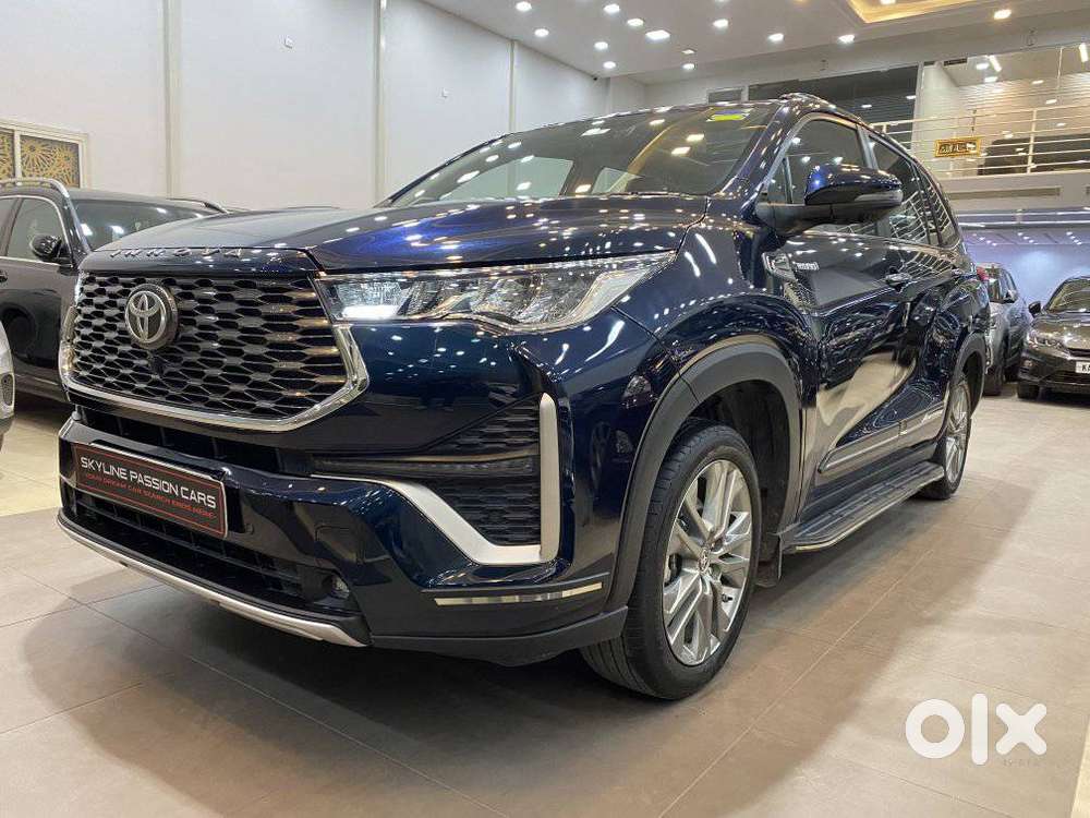 Toyota Innova Hycross 2.0 Zx Hybrid 7 Str, 2024, Petrol