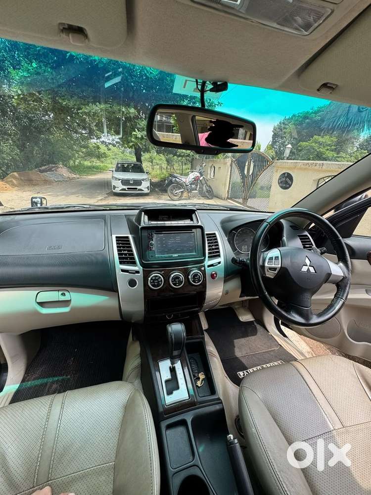2015 Mitsubishi Pajero Sport At | 91,323 Km | 2nd Owner