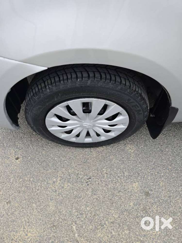 Toyota Etios 2010-2012 G, 2011, Petrol