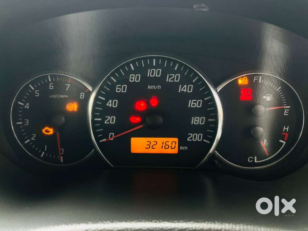 Maruti Suzuki Swift 2011-2014 Vxi, 2011, Petrol