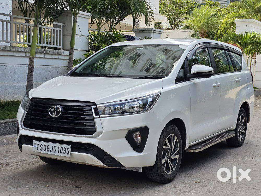 Toyota Innova Crysta