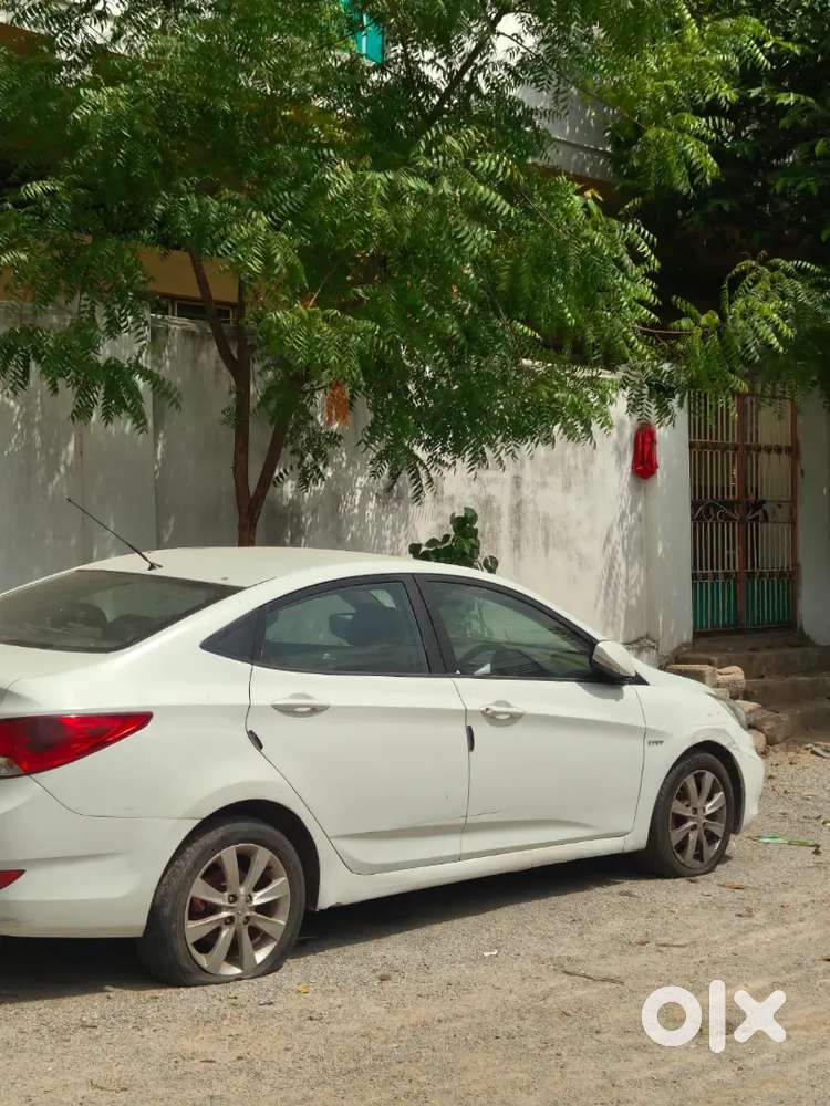 Hyundai Verna Fluidic 2013 Diesel Manual