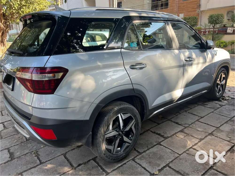 Hyundai Alcazar As Good As New ,doctor Driven .