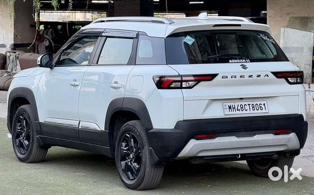 Maruti Suzuki Brezza 1.5 Zxi Cng Dual Tone, 2024, Cng & Hybrids