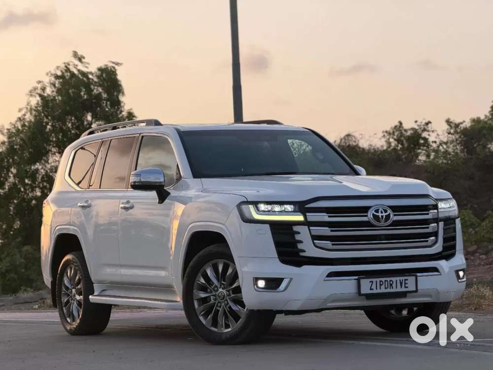 Toyota Land Cruiser 3.3 Zx Diesel, 2023, Diesel