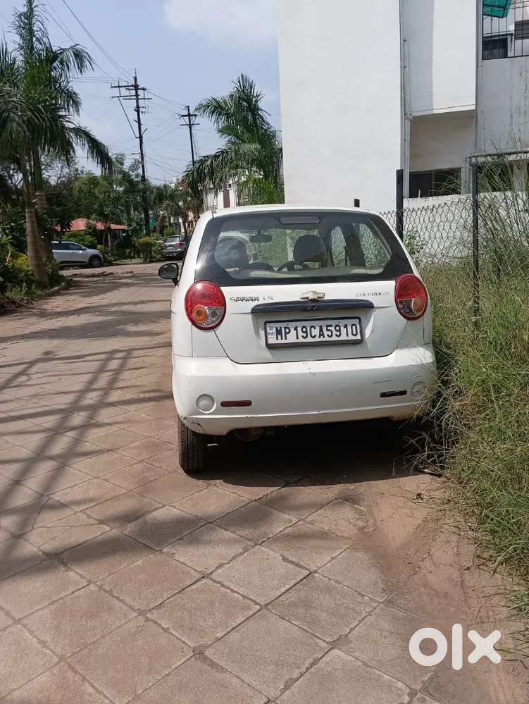 Chevrolet Spark 1.0 E 2011 Petrol