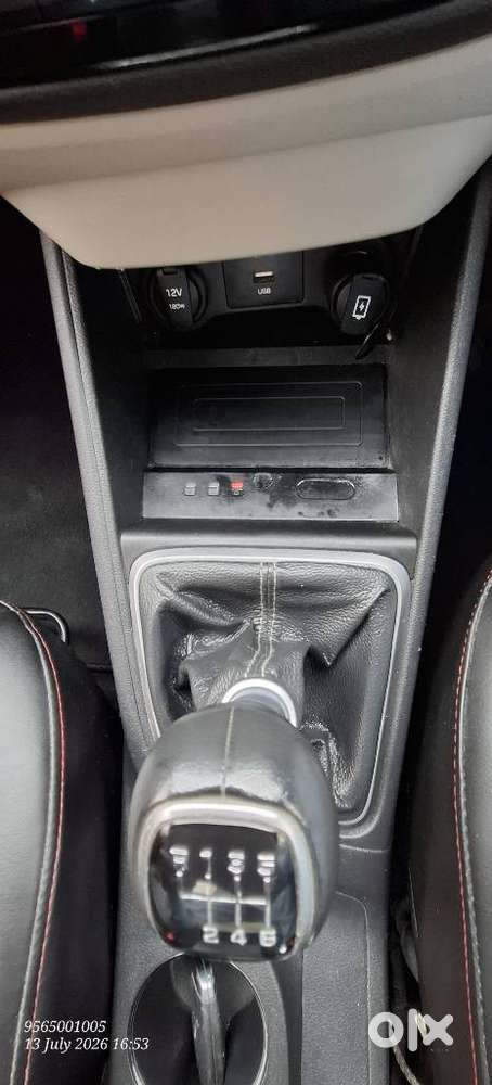 Hyundai Verna 1.5 Sx Petrol Mt, 2022, Petrol