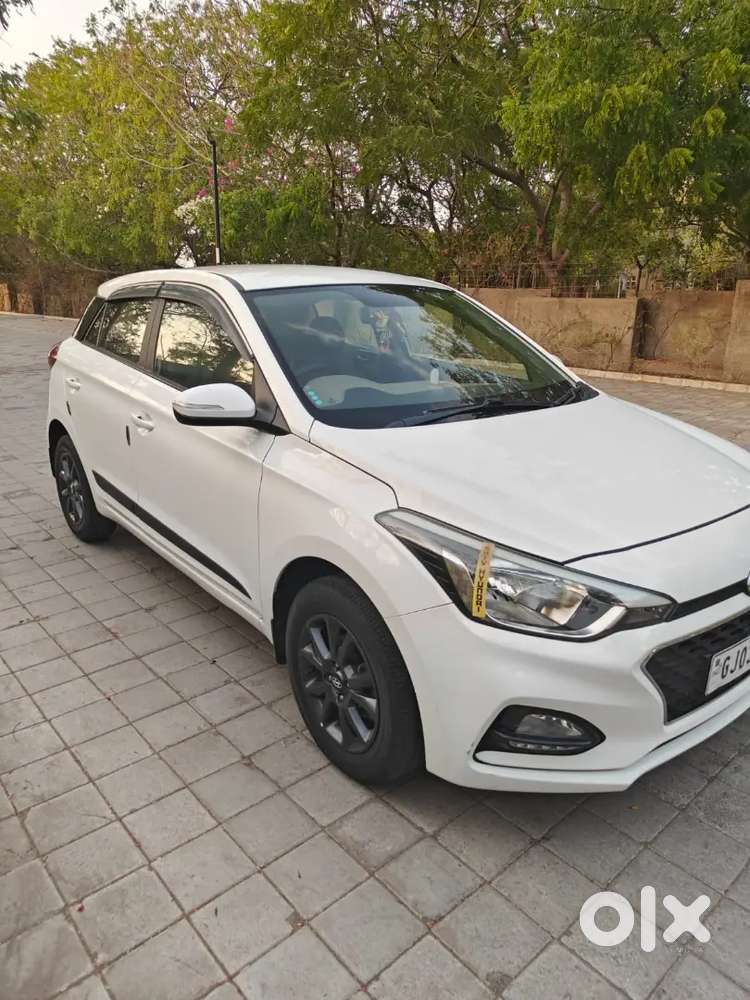 Hyundai  I20 Sportz+vtvt 2020