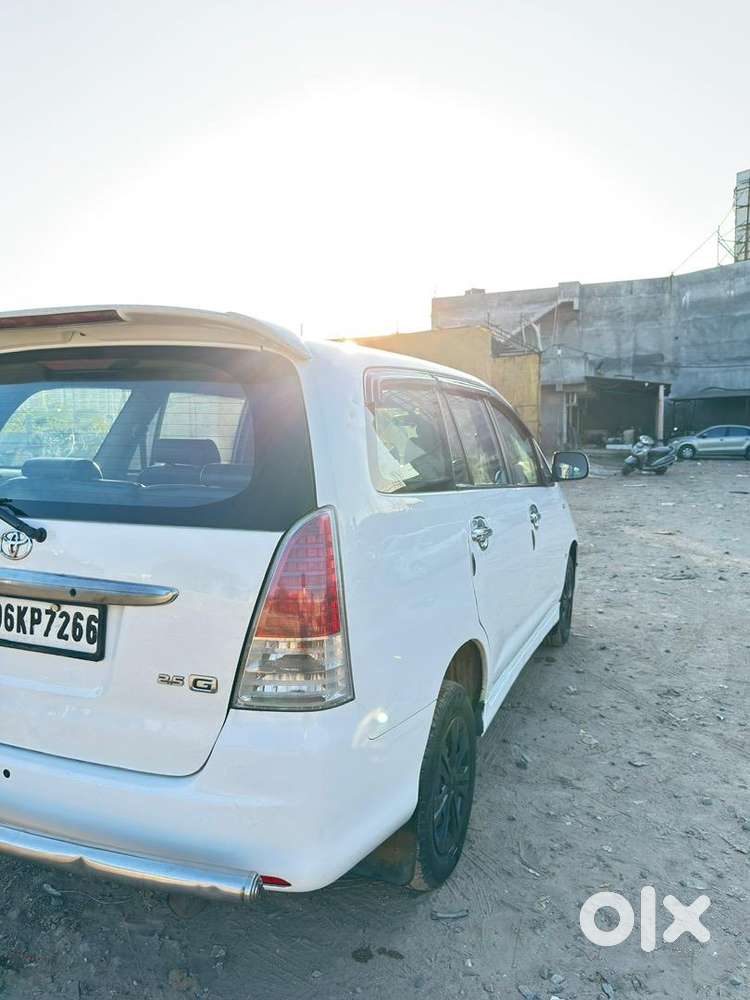 Toyota Innova 2010 Diesel 250000 Km Driven