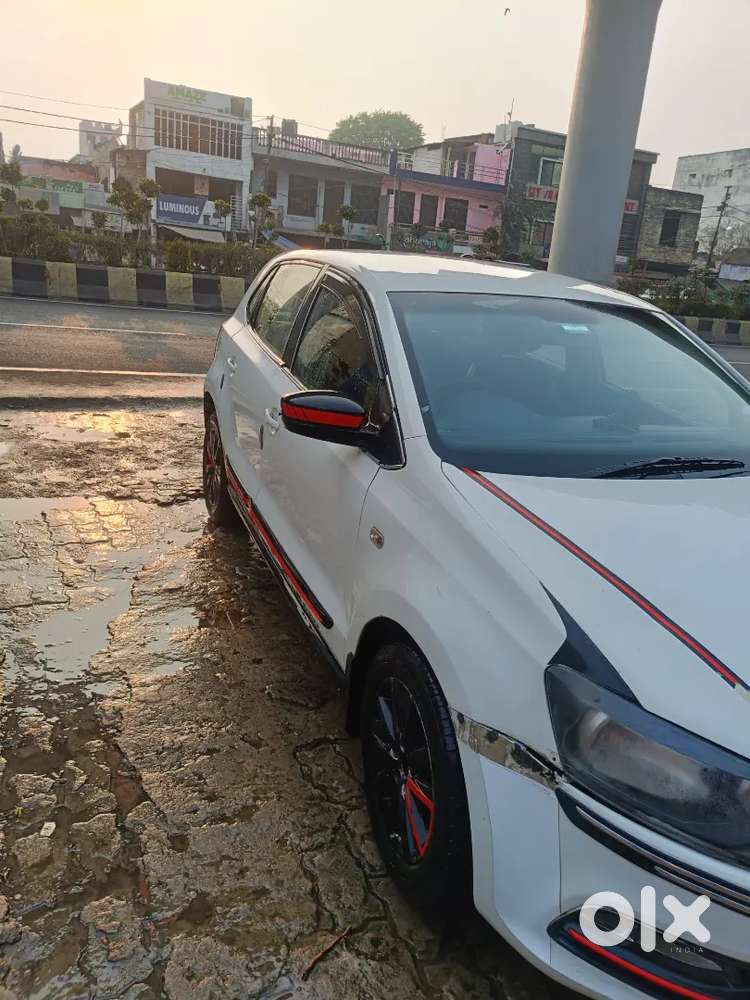 Volkswagen Polo 2013 Diesel 83000 Km Driven
