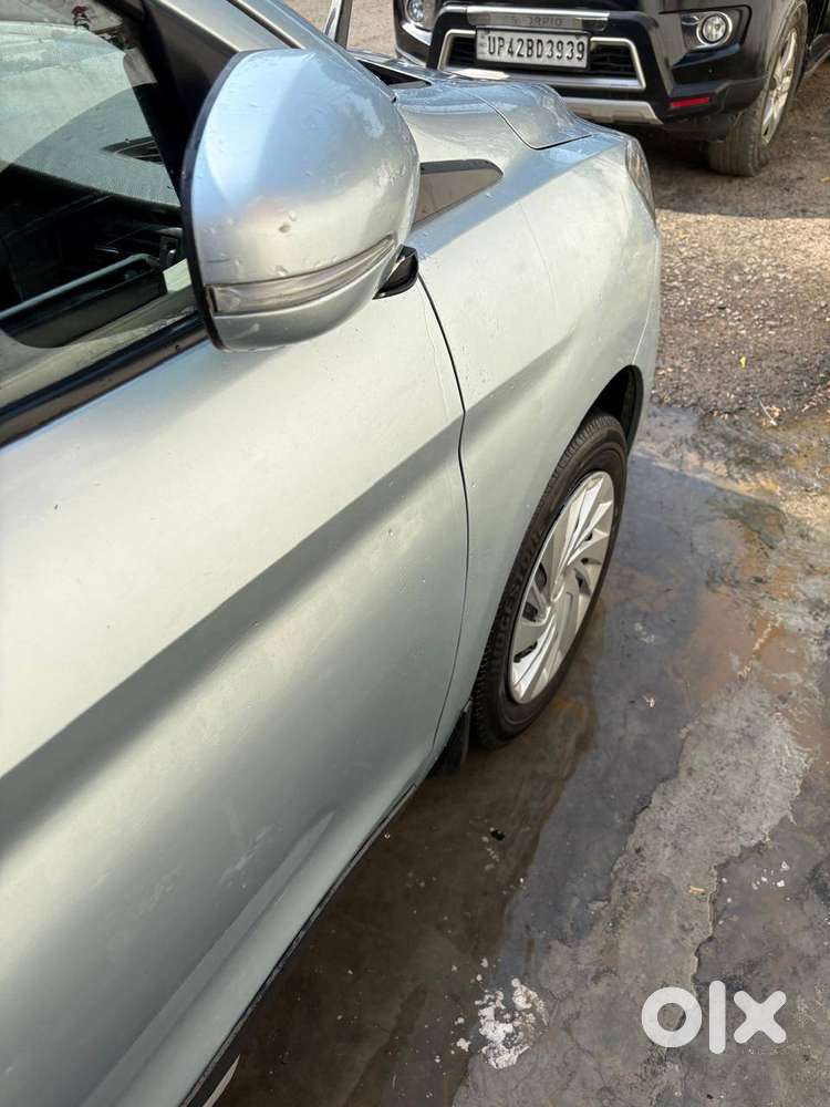 Good Condition With Complete Service Record Ertiga