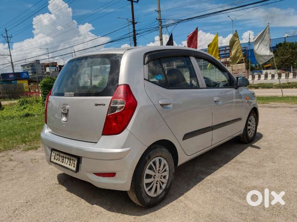 Hyundai I10 Sportz, 2015, Petrol