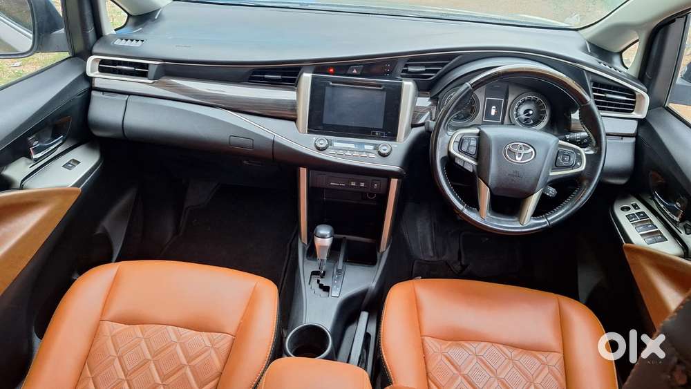 Toyota Innova Crysta 2.8z Automatic, 2018, Diesel