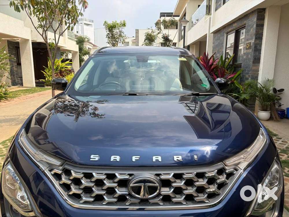 2023 Tata Safari Xza+