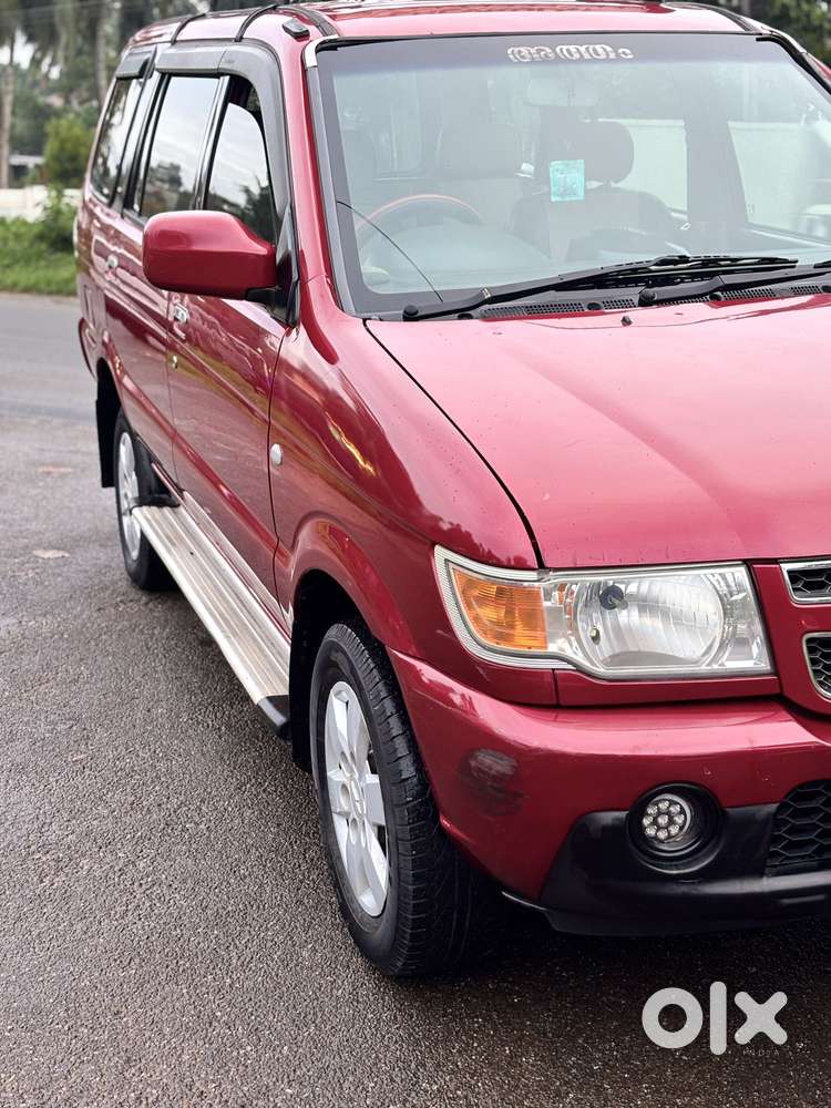 Chevrolet Tavera Neo 3 Ls- 10 Str Bs-iii, 2013, Diesel