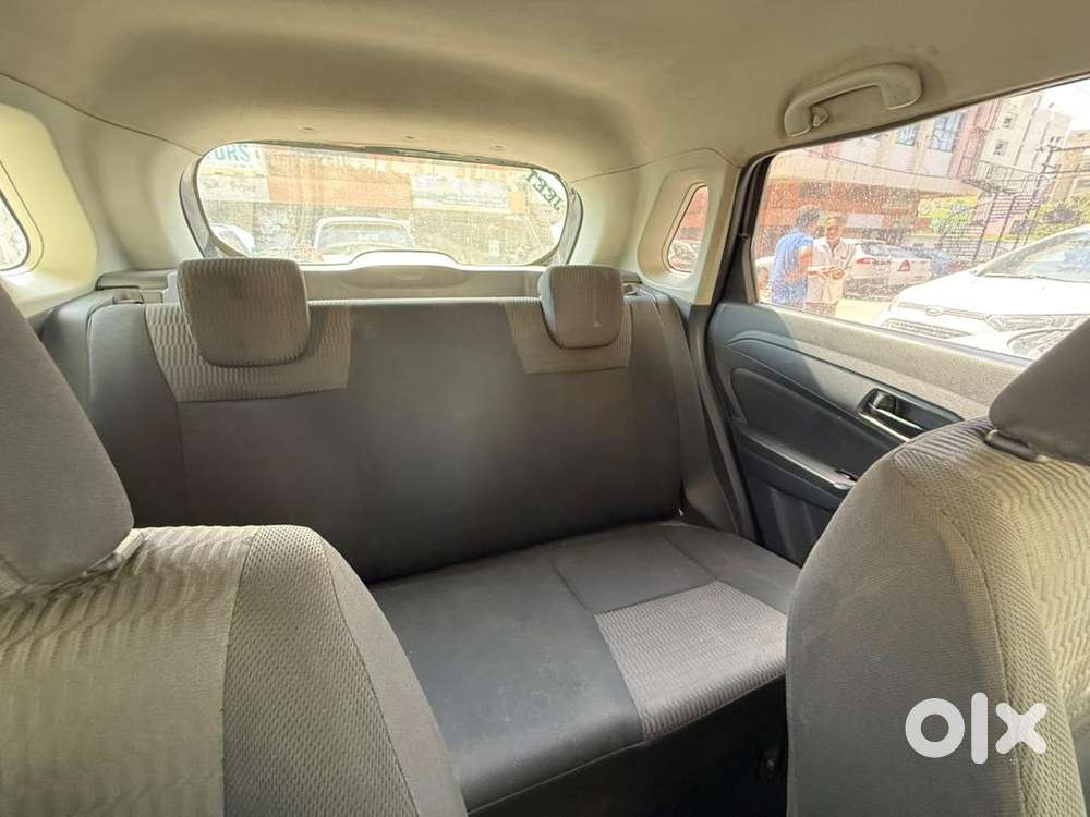 Maruti Suzuki Brezza 2017 Diesel 102000 Km Driven