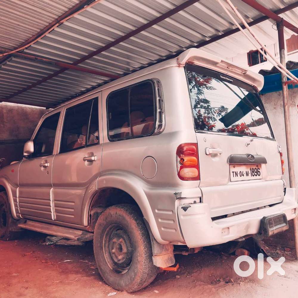 Mahindra Scorpio Classic 2004 Diesel 165000 Km Driven