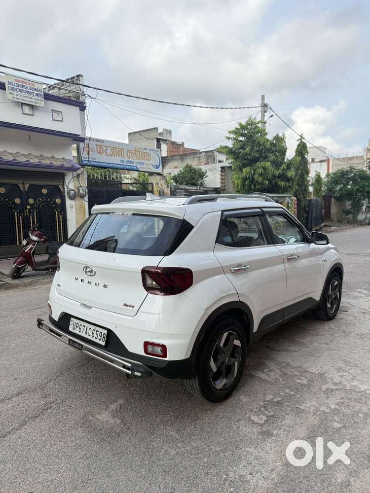 Hyundai Venue Sx Opt Turbo, 2021, Petrol