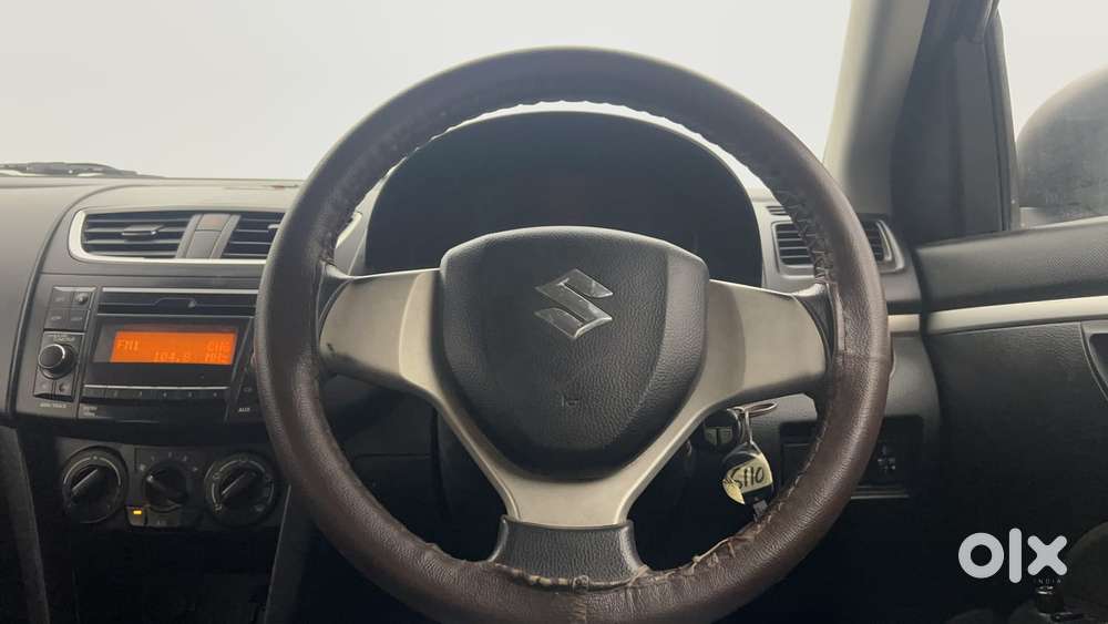 Maruti Suzuki Swift Vvt Vxi, 2016, Petrol