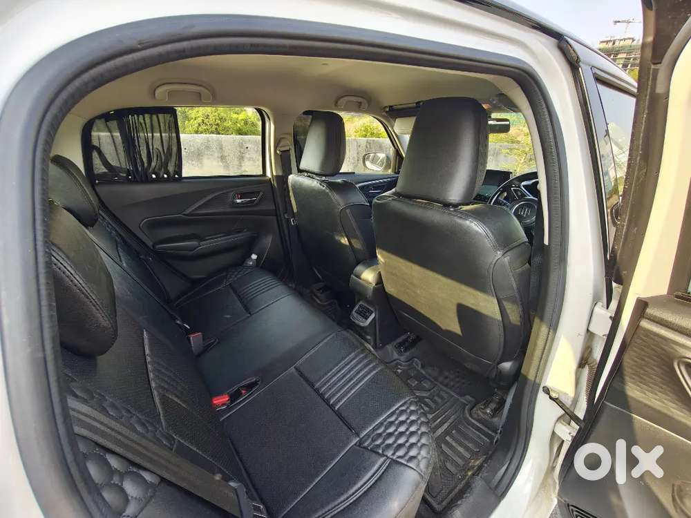 2024 Swift Zxi+ Amt Dualtone  5yr Warranty  14k Km  Vip Mh12 Pass