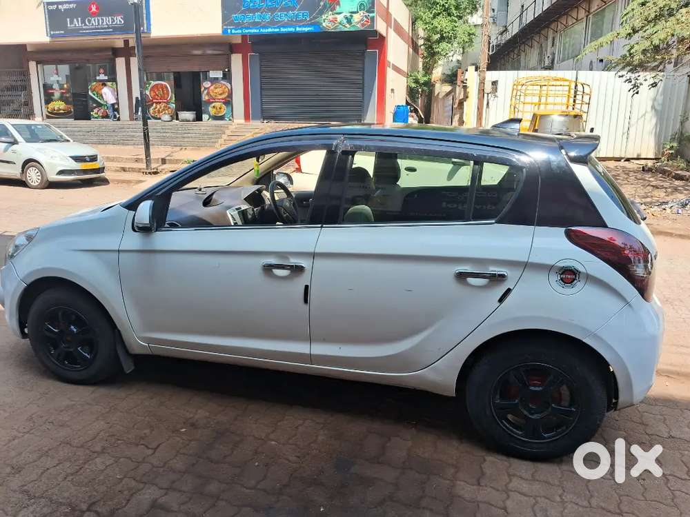 Hyundai I20 2011 Petrol 150000 Km Driven