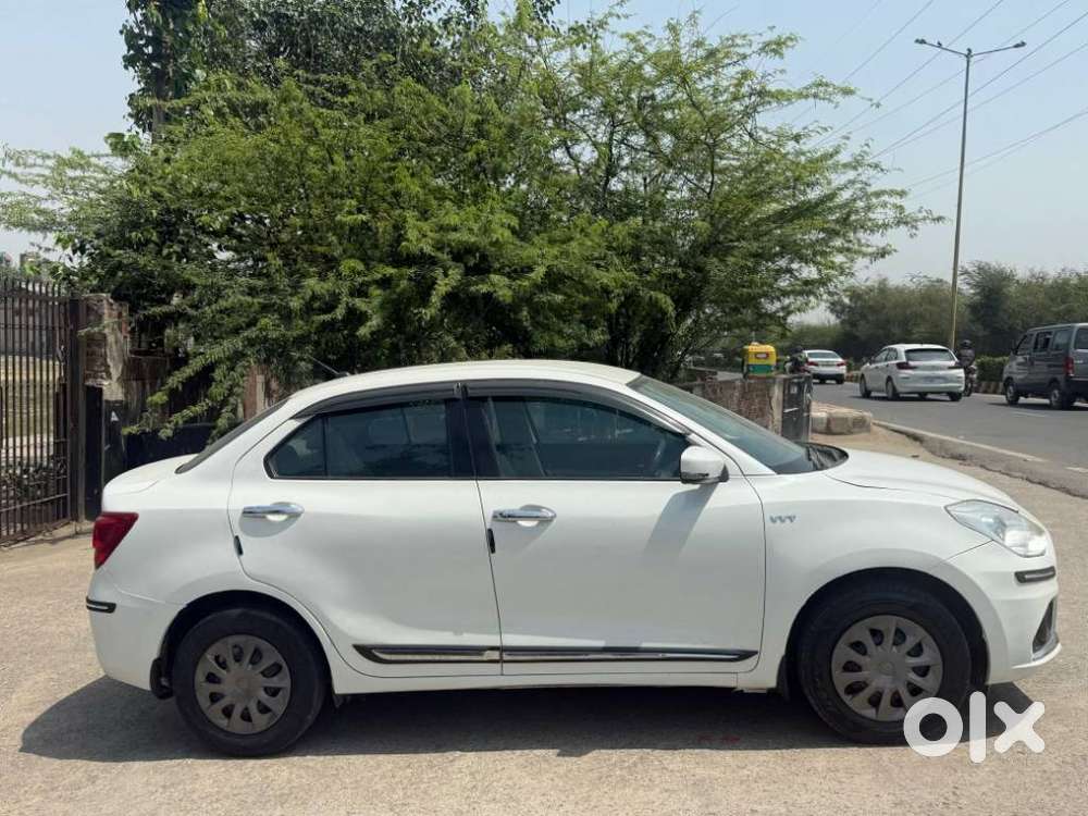 Maruti Suzuki Dzire 1.2 Vxi Cng, 2018, Cng & Hybrids