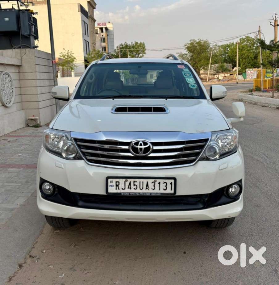 Toyota Fortuner 3.0 4x4 Manual, 2013, Petrol