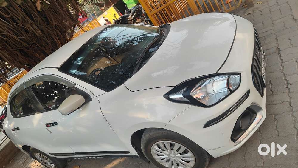 Maruti Suzuki Dzire 1.2 Vxi, 2023, Petrol