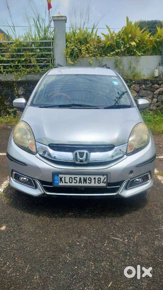 Honda Mobilio, 2015, Petrol