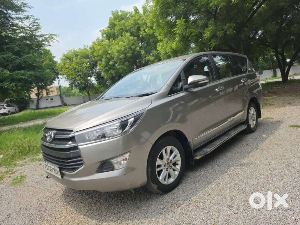 Toyota Innova Crysta 2.4 G Mt 8s, 2017, Diesel