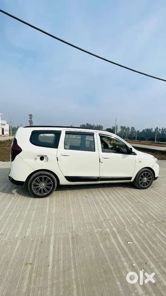 Lene Wala Hi Call Kare