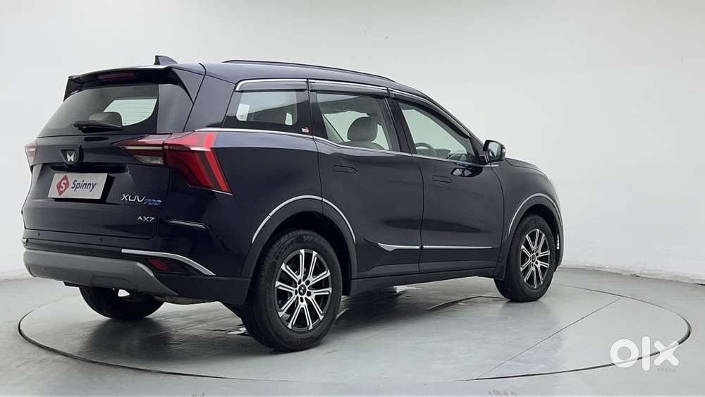 Mahindra Xuv700 2.0 Ax 7 Petrol At Str, 2024, Petrol