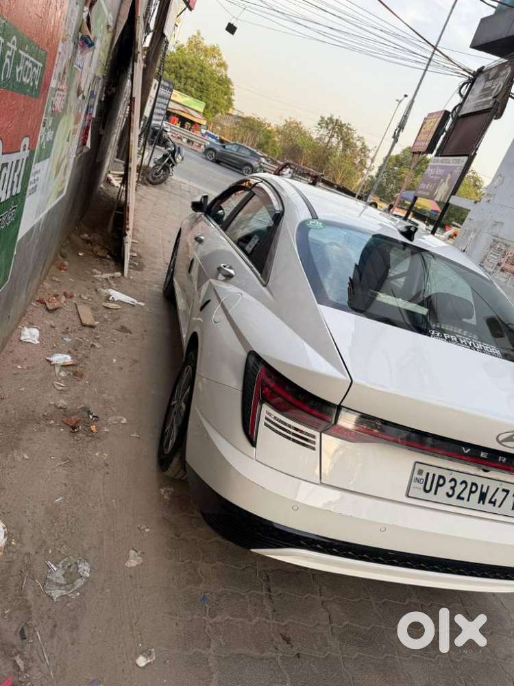 Hyundai Verna 1.5 Sx Petrol Mt, 2024, Petrol