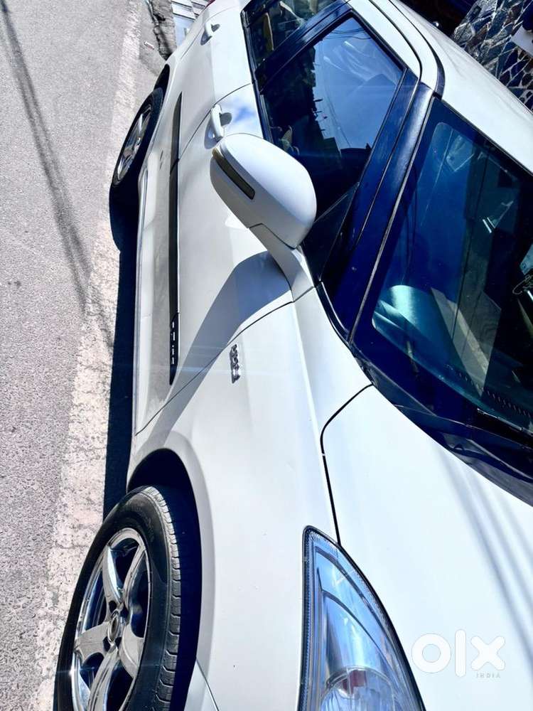 Vip No Single Hand Car Less Driven