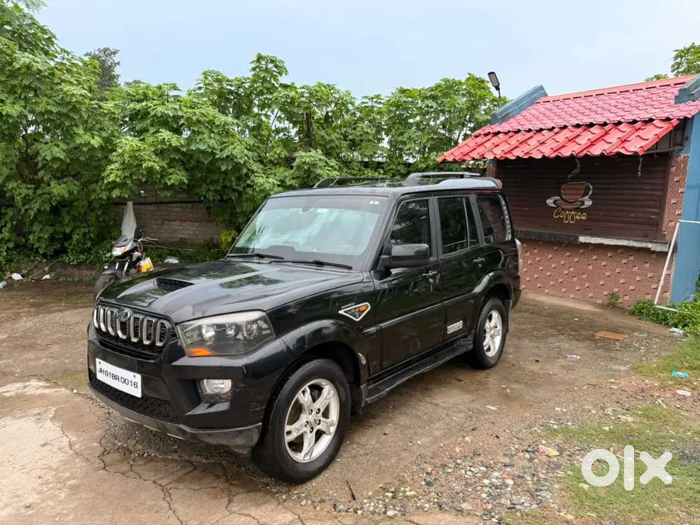 Mahindra Scorpio 2.2 S10 2015