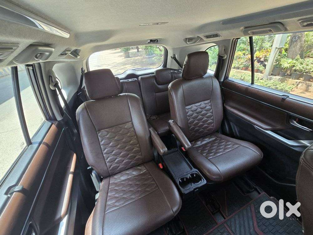Toyota Innova Hycross 2.0 Vx Hybrid 7 Str, 2023, Petrol