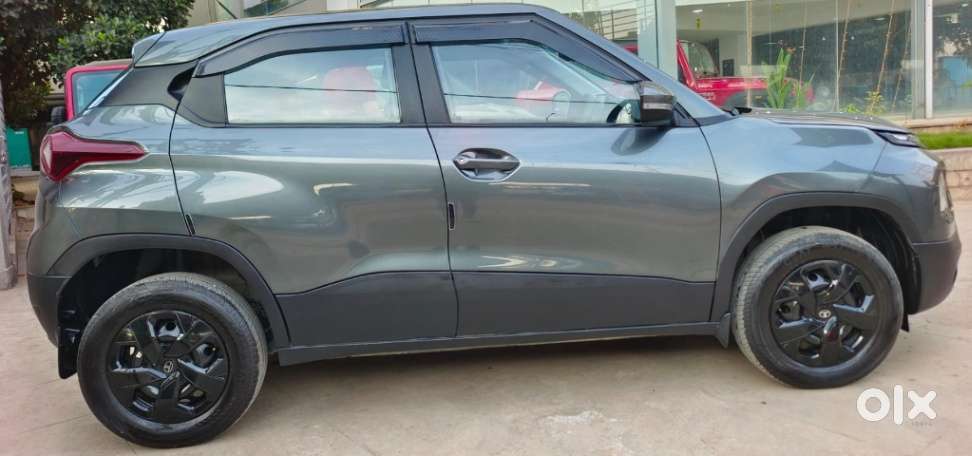 Tata Punch Adventure AMT, 2025, Petrol