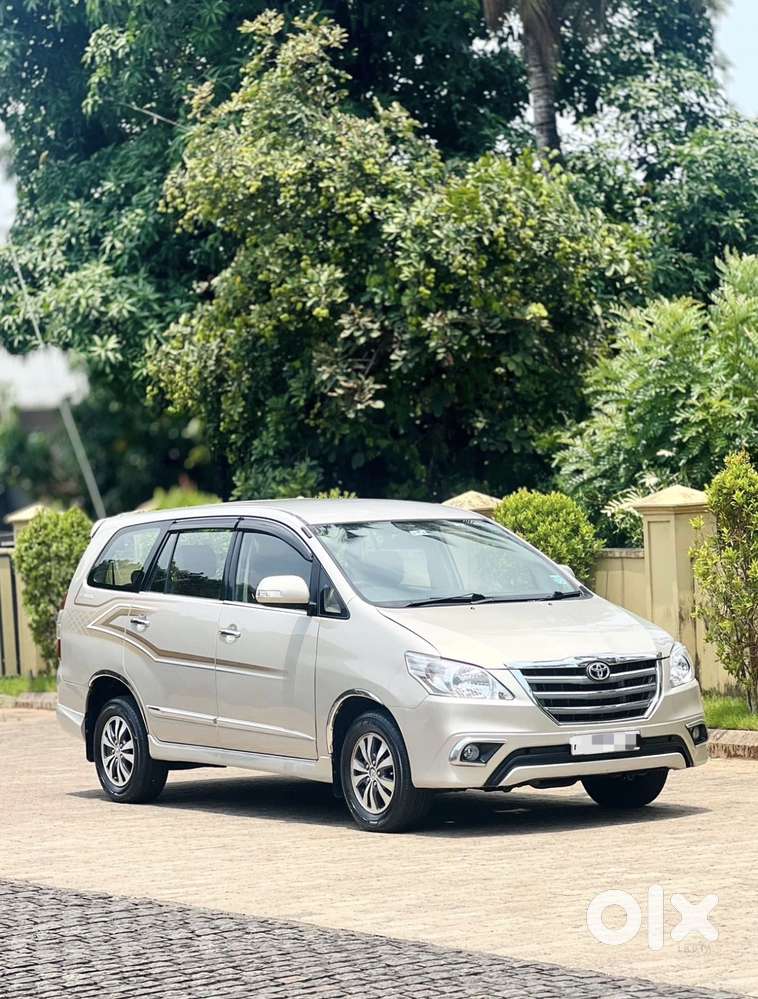 Toyota Innova 2.0 V, 2015, Diesel