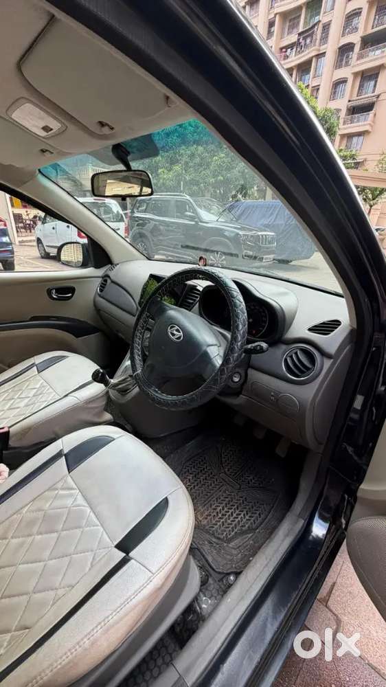 Hyundai I10 Black Colour 2011 For Sell