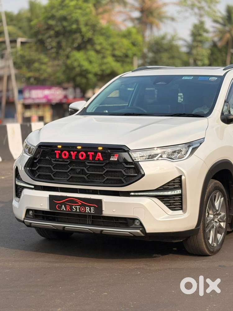 Toyota Innova Hycross 2.0 Zx (o) Hybrid 7 Str, 2025, Petrol