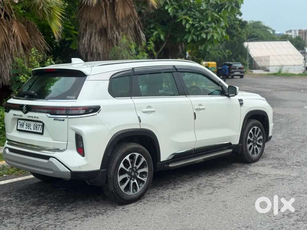 Maruti Suzuki Grand Vitara 1.5 Delta Smart Hybrid At, 2024, Petrol