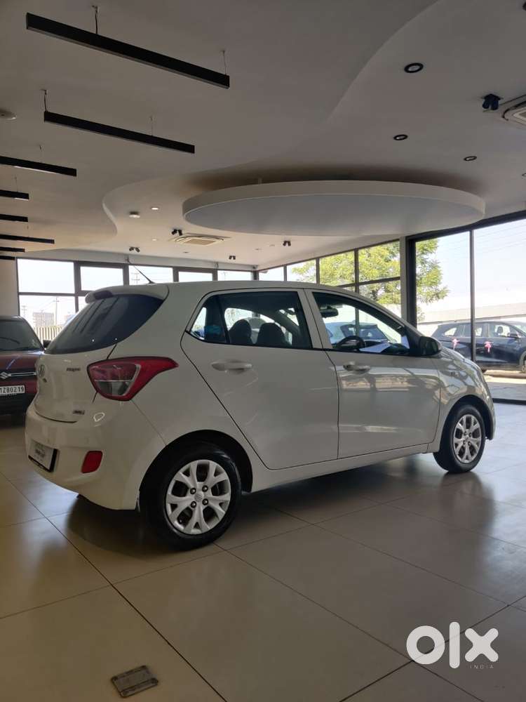 Hyundai Grand I10 1.2 Kappa Magna At, 2016, Petrol