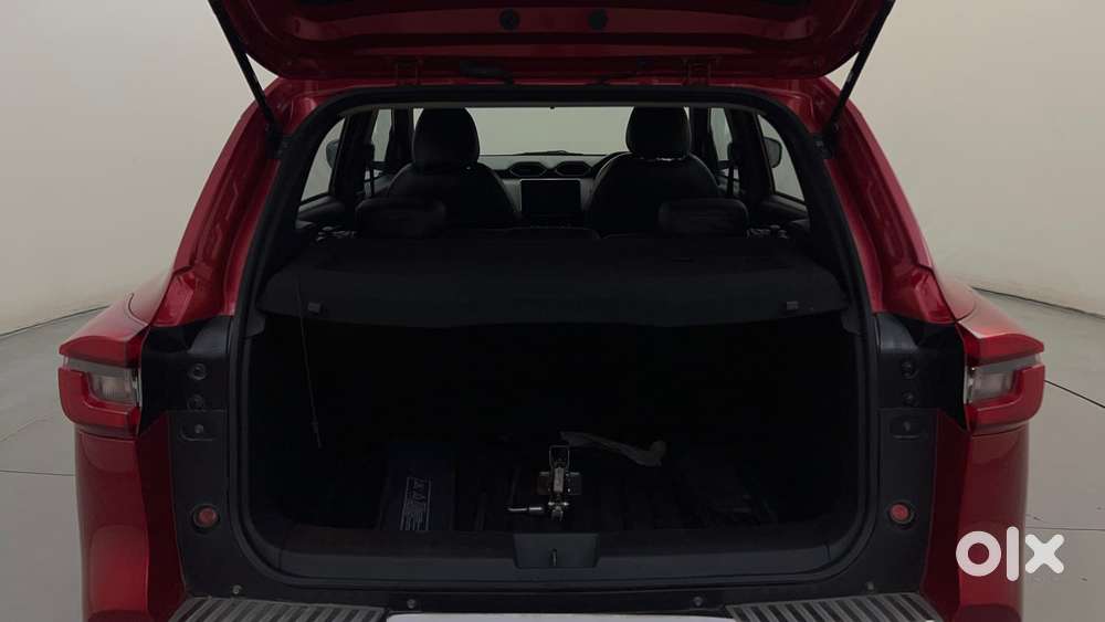 Nissan Magnite 1.0 Xv Turbo Cvt, 2023, Petrol