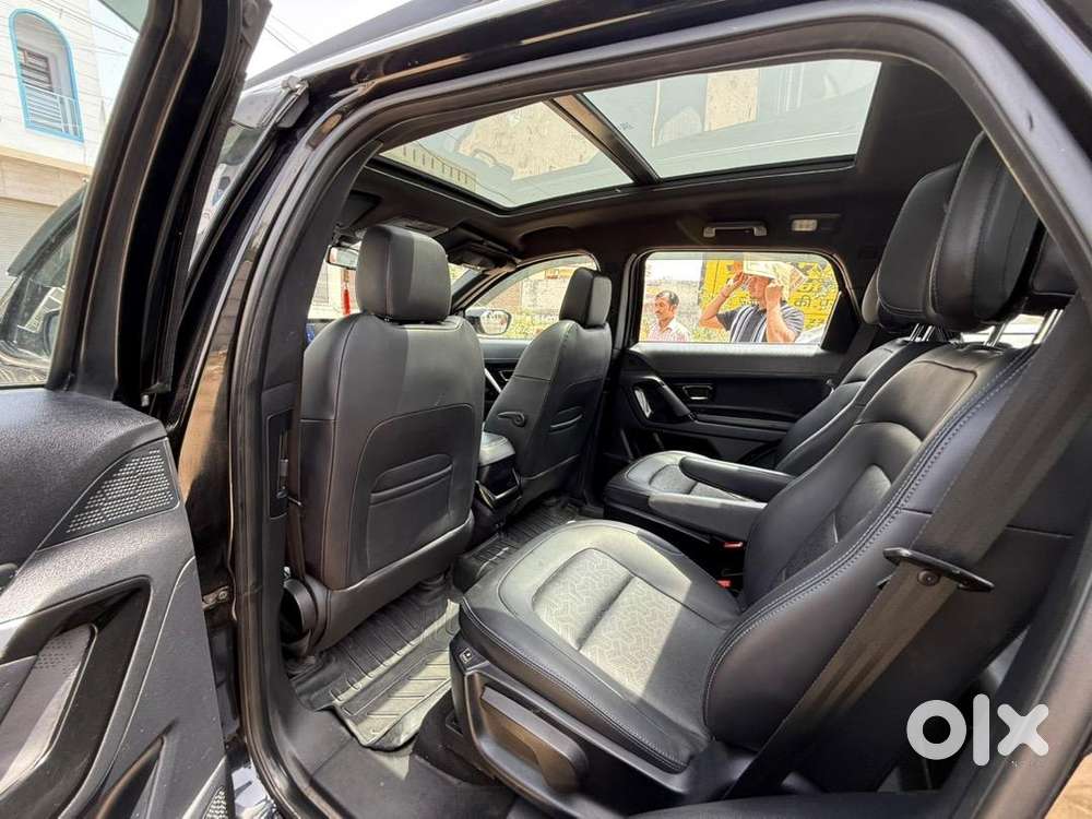 Tata Car Diesel 2023 Automatic 6 Seater